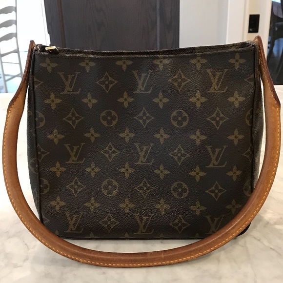 Louis Vuitton Handbags - Classic AUTHENTIC Louis Vuitton